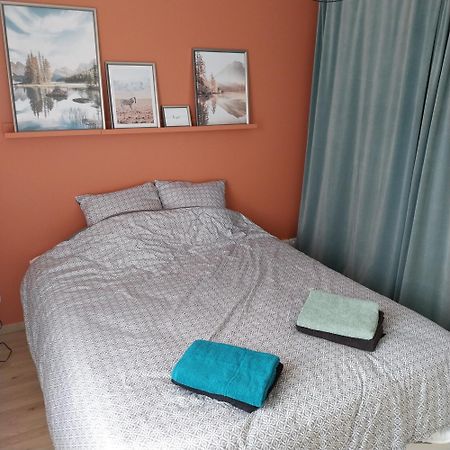 Appartement Cosy Proche Disney Ferrieres-en-Brie Ngoại thất bức ảnh