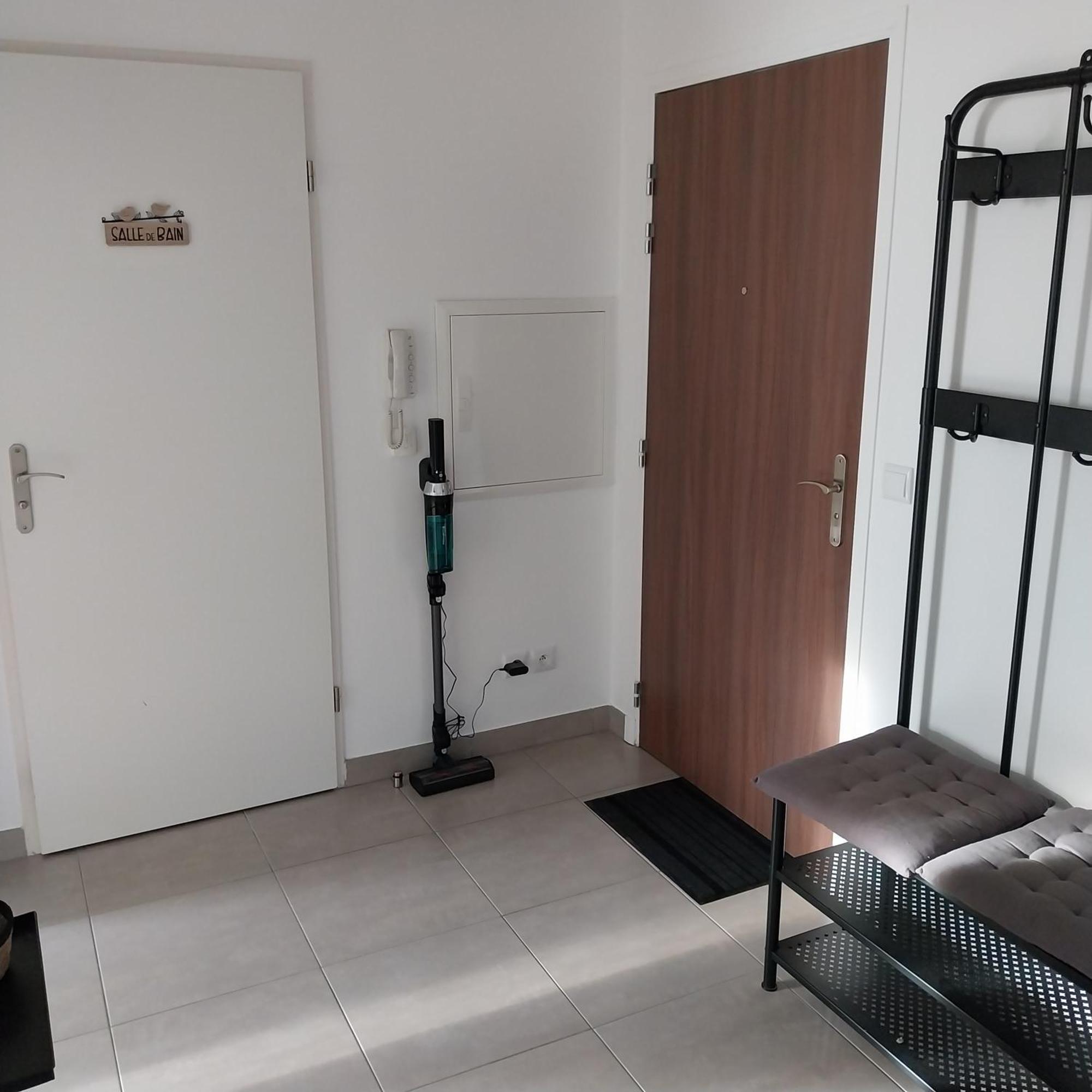 Appartement Cosy Proche Disney Ferrieres-en-Brie Ngoại thất bức ảnh